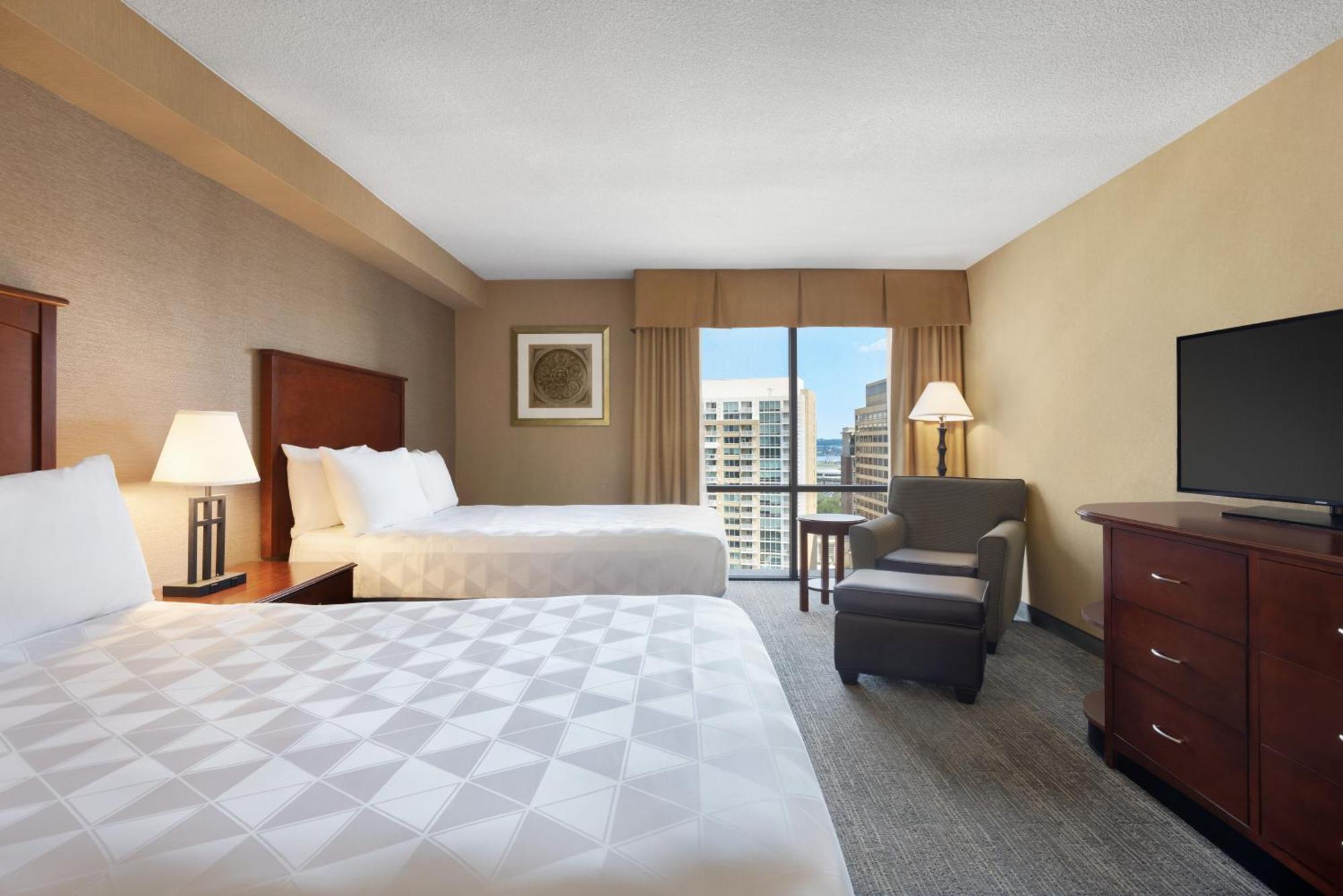 Holiday Inn National Airport/Crystal City By Ihg Arlington Esterno foto