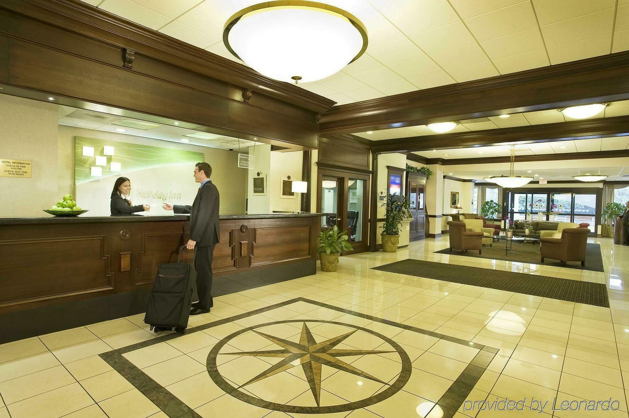 Holiday Inn National Airport/Crystal City By Ihg Arlington Esterno foto